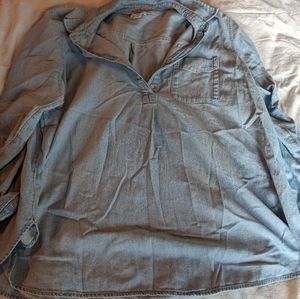 Old Navy XL maternity chambray shirt